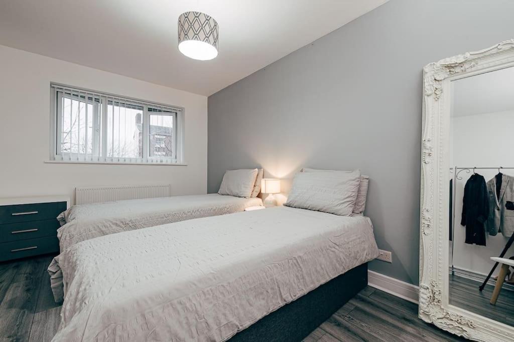 Park & Relax In 1Bd Central Liverpool Home Exterior photo